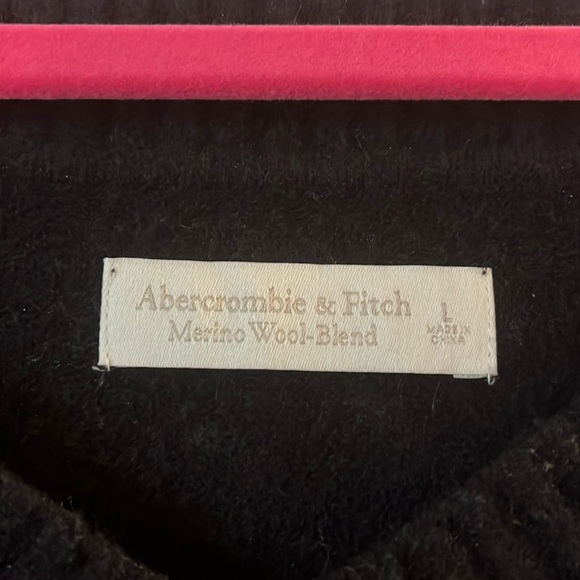 Abercrombie & Fitch Merino Wool- Blend sweater - Picture 2 of 2